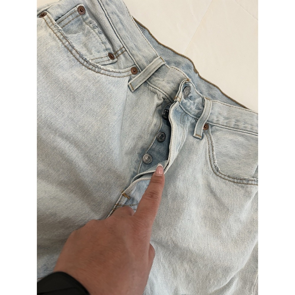 Levi's 501 Women's Denim Cutoff Shorts Size 29 / 8 High Rise Raw Hem Distressed - Picture 3 of 9